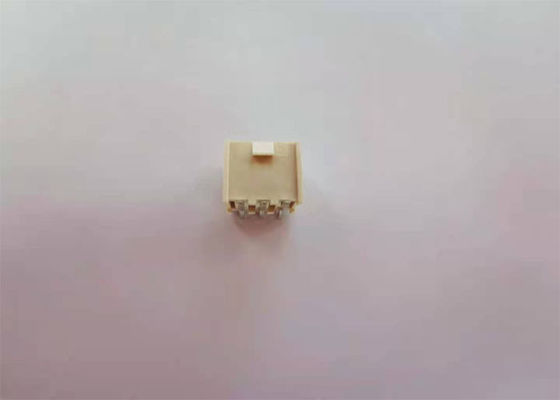 2.54mm رقاقة 2 * 3P SMT W / T سلك مزلاج إلى لوحة الموصل W / O قطع النحاس
